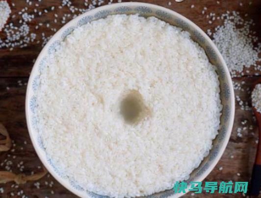 米酒汤圆先放米酒汤圆？米酒发酵好需要加水吗